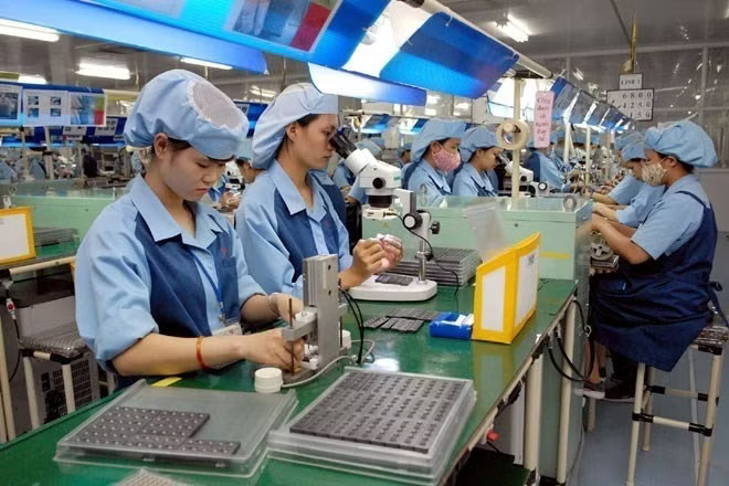Nhập siêu tăng mạnh chủ yếu đến từ nhóm hàng điện tử, máy móc. Nhập siêu hơn 20 tỷ USD: Áp lực đến từ đâu? - Ảnh 1.