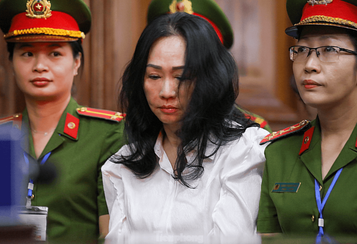 Nhận thông báo đặc biệt tại trại tạm giam, căn nhà hơn 24,1 tỷ đồng của bà Trương Mỹ Lan sắp đem đi đấu giá