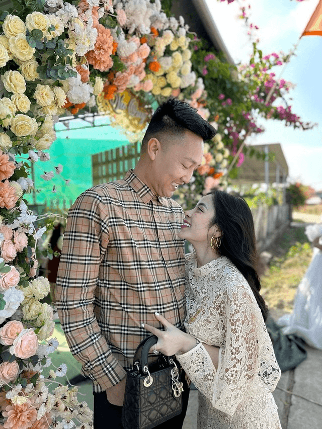 Bộ Công an khởi tố, bắt tạm giam Huấn Hoa Hồng - Ảnh 2.