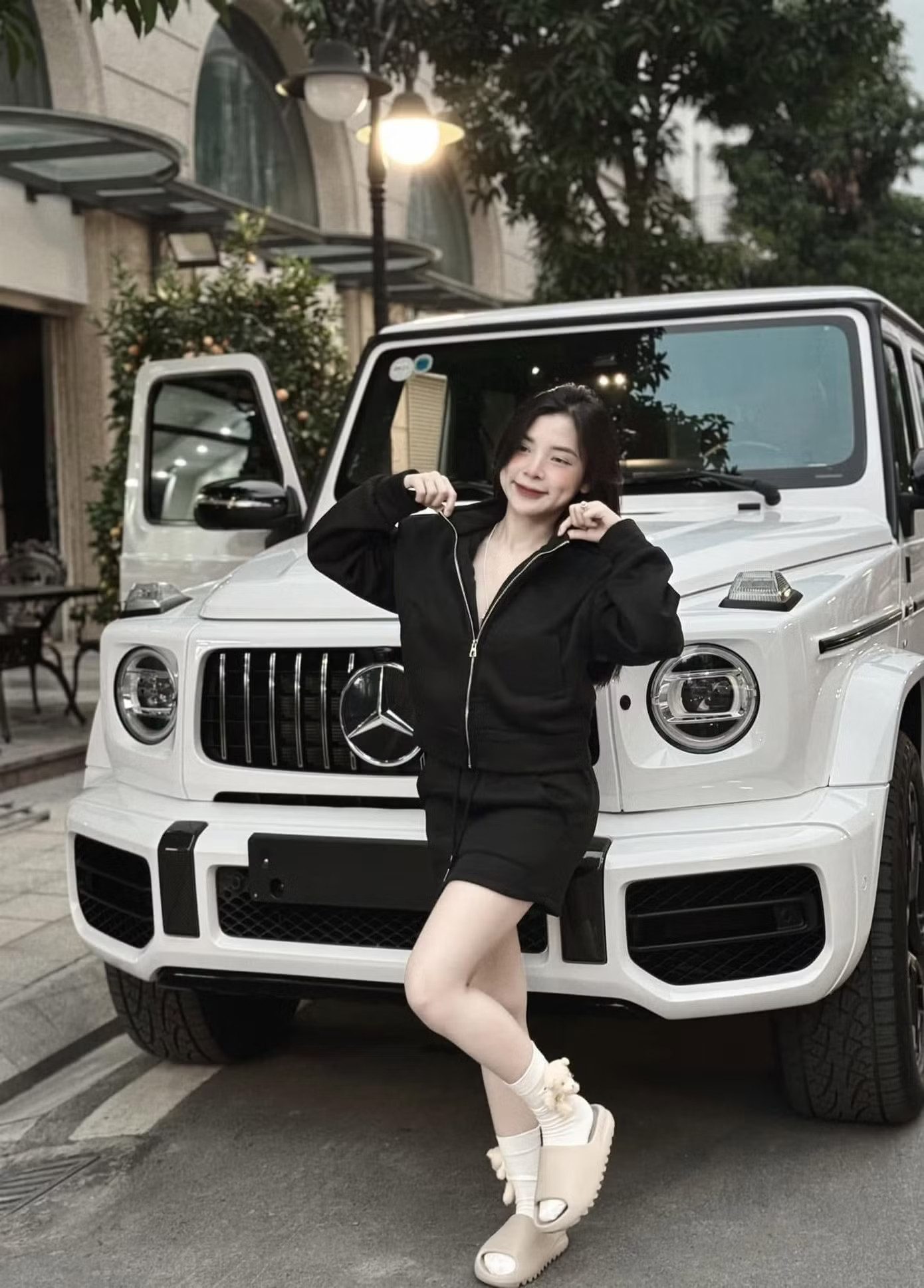 Chân dung bị can Phạm Thị Ngọc Linh - vợ Huấn Hoa Hồng - Ảnh 5.