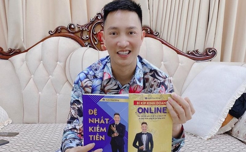 Vụ Huấn Hoa Hồng: Chiêu trò né thuế, livestream Vụ Huấn Hoa Hồng: Chiêu trò né thuế, livestream