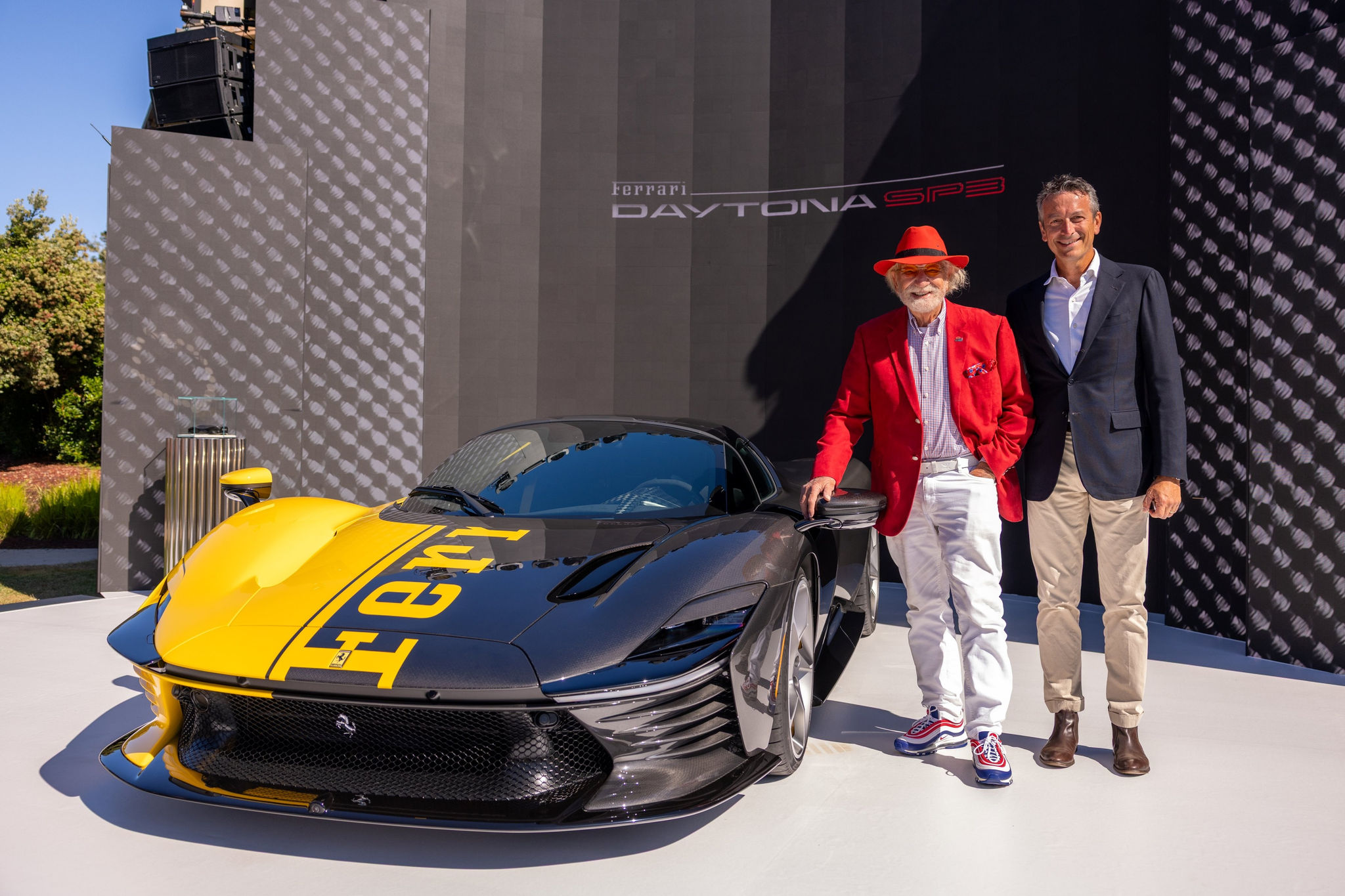 Đại gia nào là chủ nhân của siêu xe điện Ferrari Luce 40 triệu USD? - Ảnh 2.