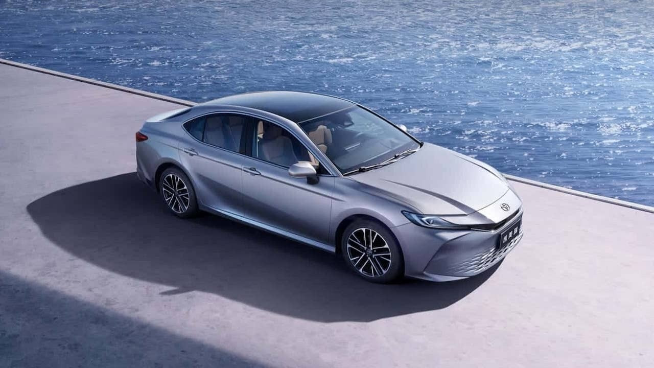 toyota-camry-2027-1.jpg