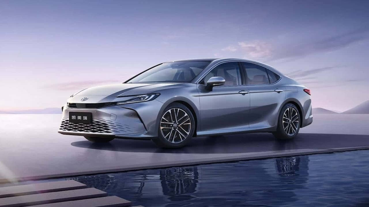 toyota-camry-2027-4.jpg