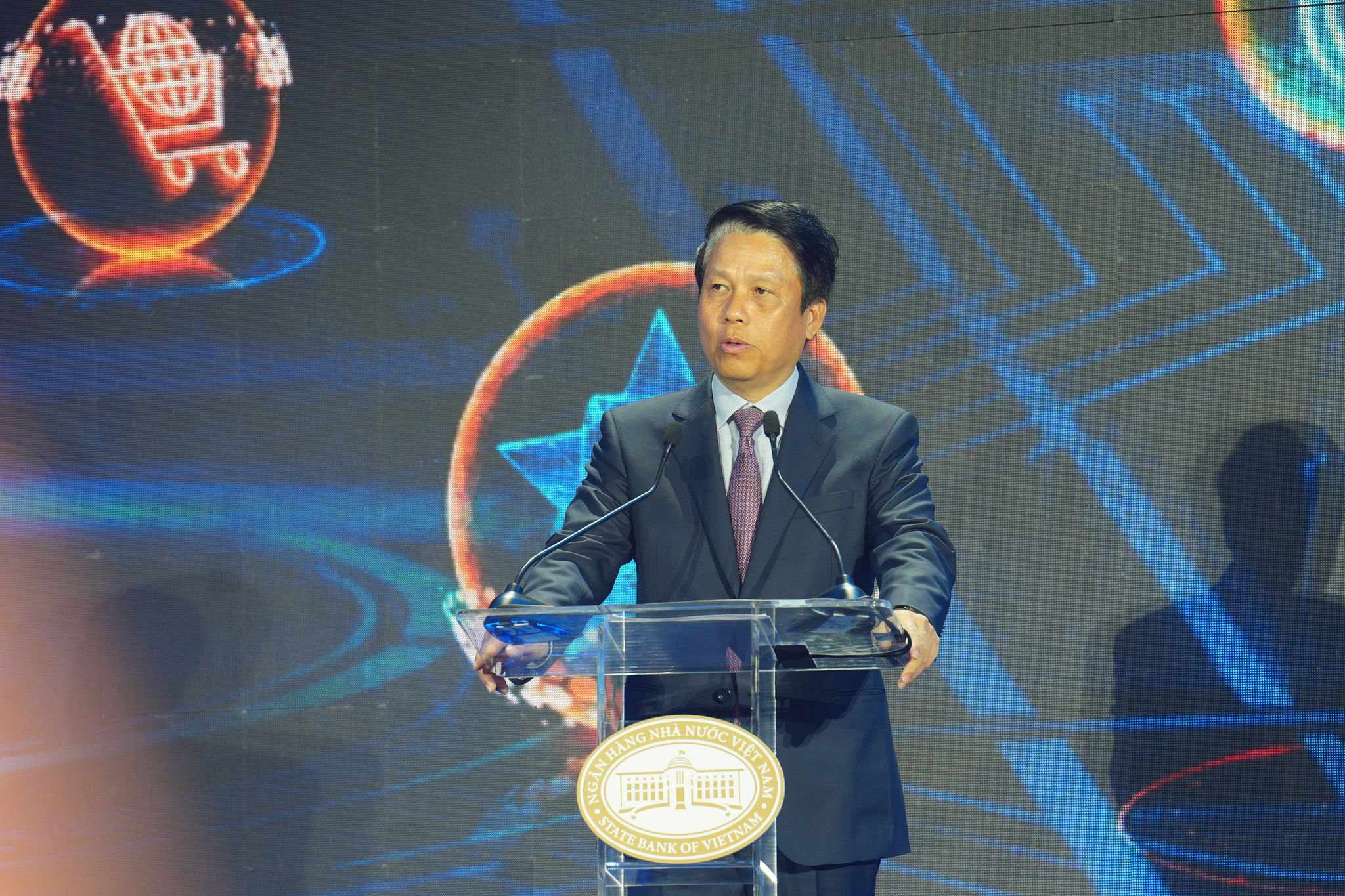 lan09359.jpg