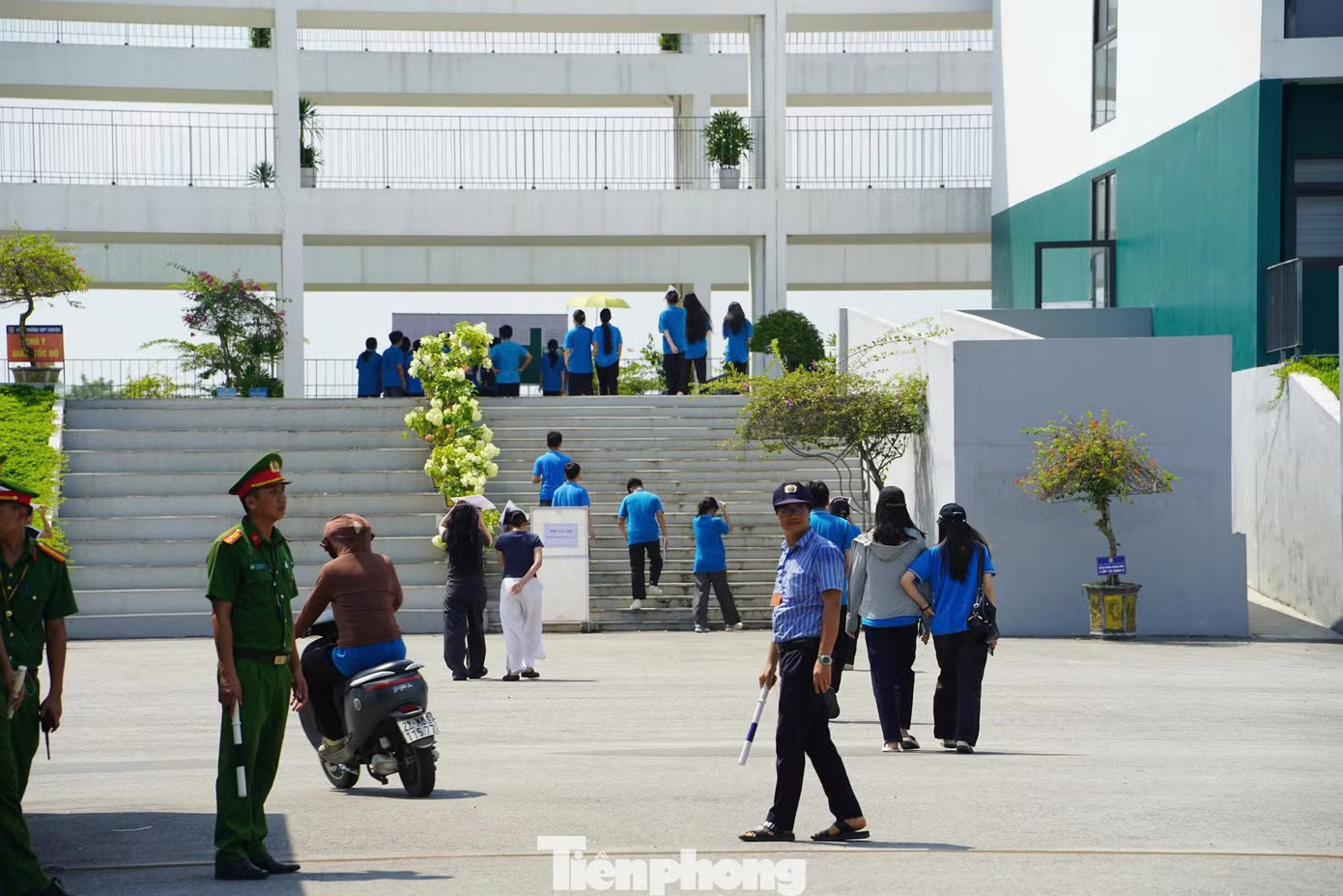 Ngày mai công bố điểm thi tốt nghiệp của học sinh Chuyên Tuyên Quang - Ảnh 1.