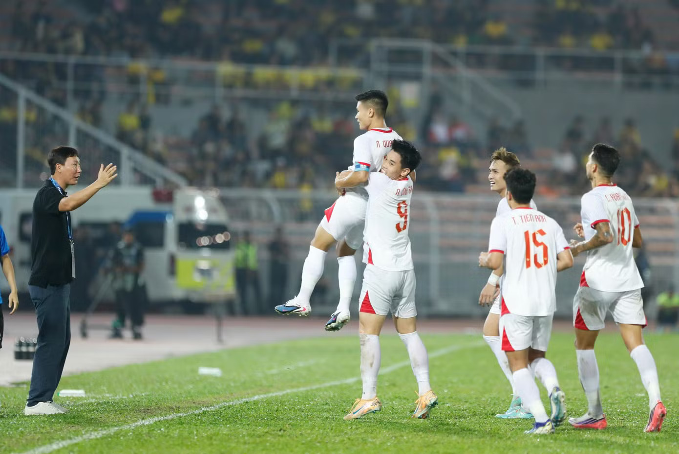 Chuyên gia Phan Anh Tú: Malaysia sẽ chơi 'rát', đội tuyển Việt Nam không thể chủ quan - Ảnh 2.