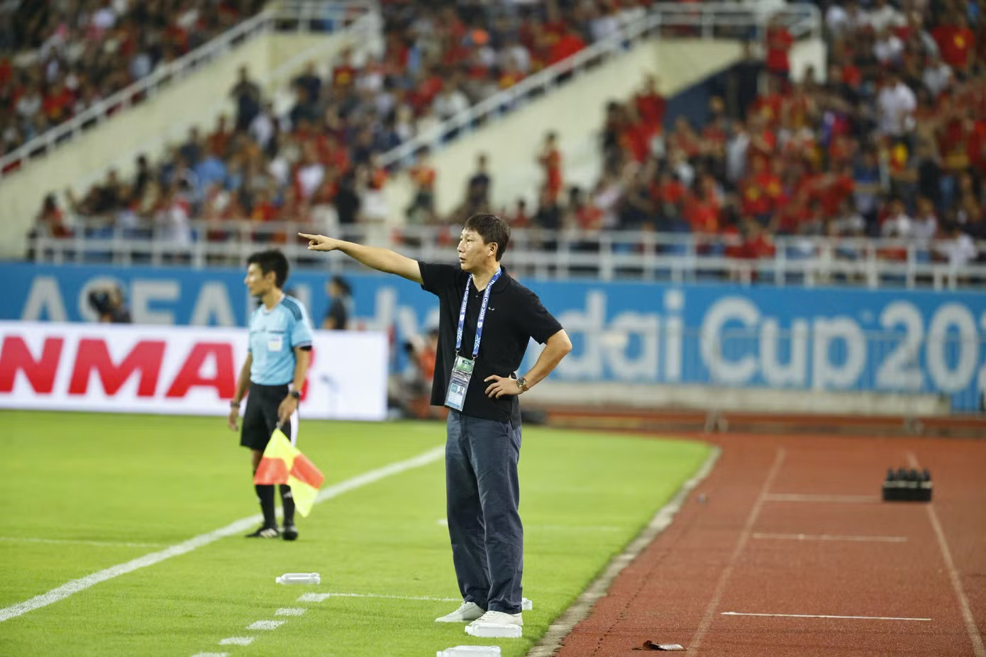 Tuyển Việt Nam vào chung kết ASEAN Cup 2026: Ngả mũ trước ông Kim Sang-sik - Ảnh 3.