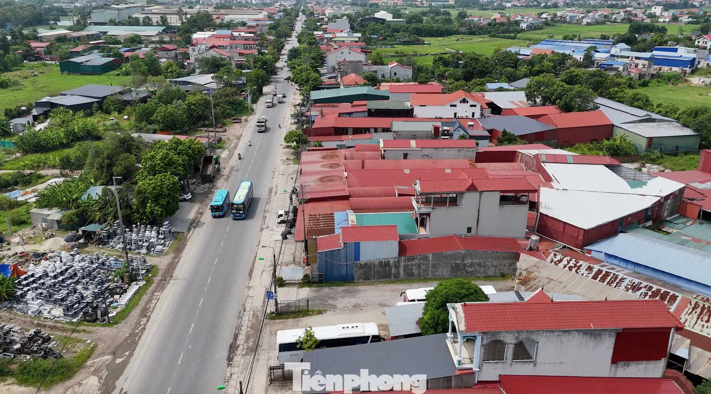 Hà Nội: Xử lý hàng loạt vi phạm lấn chiếm đất nông nghiệp, đất công - Ảnh 1.