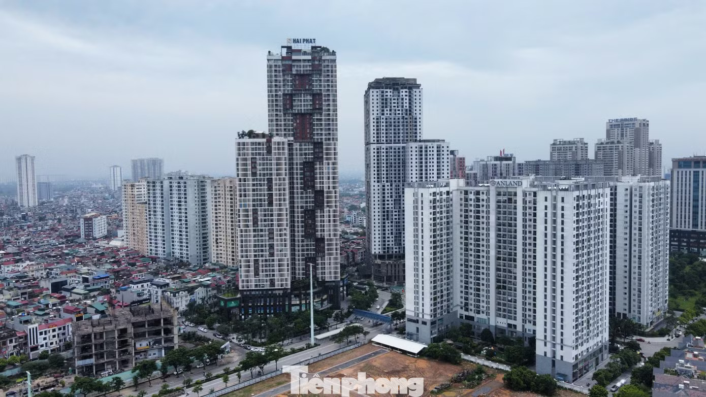 Chung cư đang tồn kho 12.823 căn. Giá chung cư, đất nền 'hạ nhiệt' - Ảnh 1.