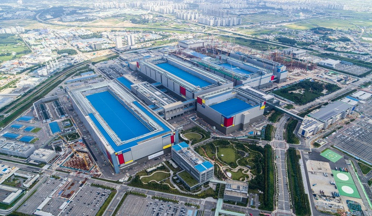 nha-may-chip-samsung-1678884279825695498670.jpg