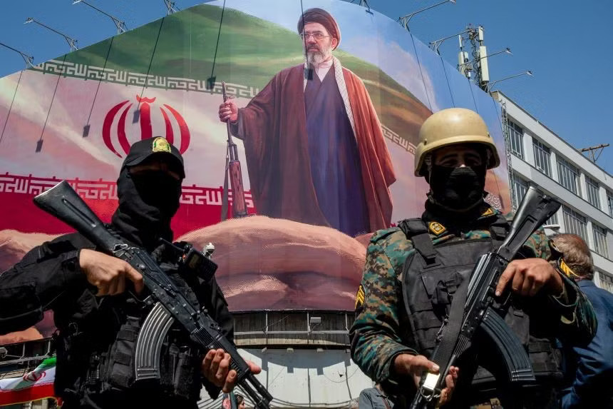 (Ảnh: Getty Images) Mỹ - Iran khẩu chiến căng thẳng trước hạn chót trừng phạt - Ảnh 1.