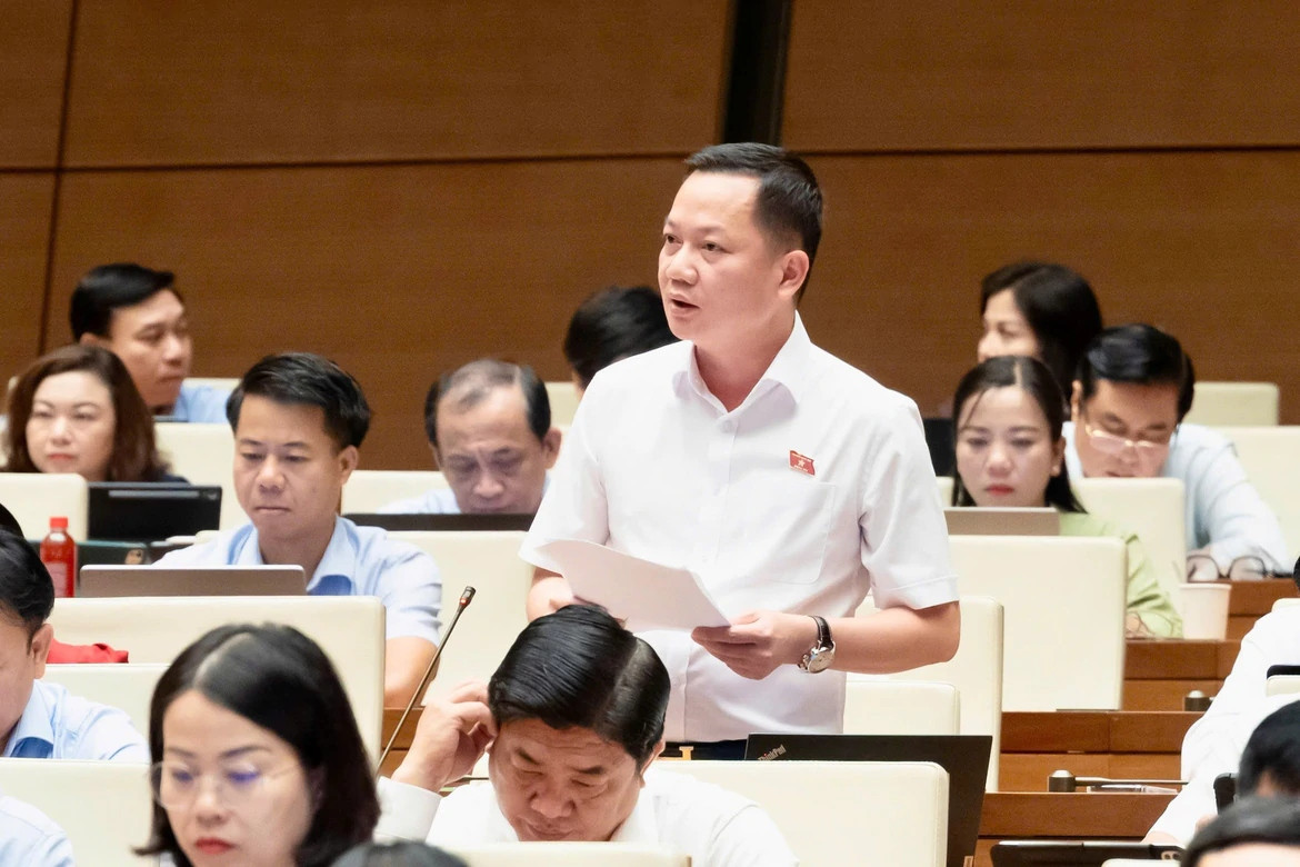 Đại biểu Quốc hội cảnh báo 'vòng xoáy' 5,1 triệu tỷ đồng tín dụng và giá bất động sản