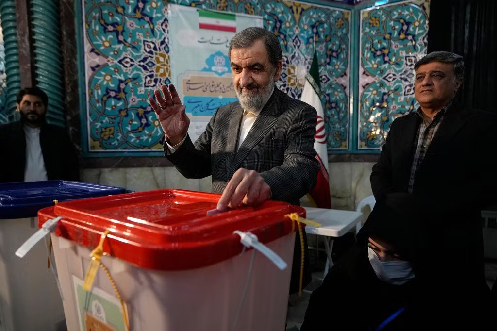 Tân lãnh đạo an ninh Iran cảnh báo cứng rắn các nước láng giềng - Ảnh 1.