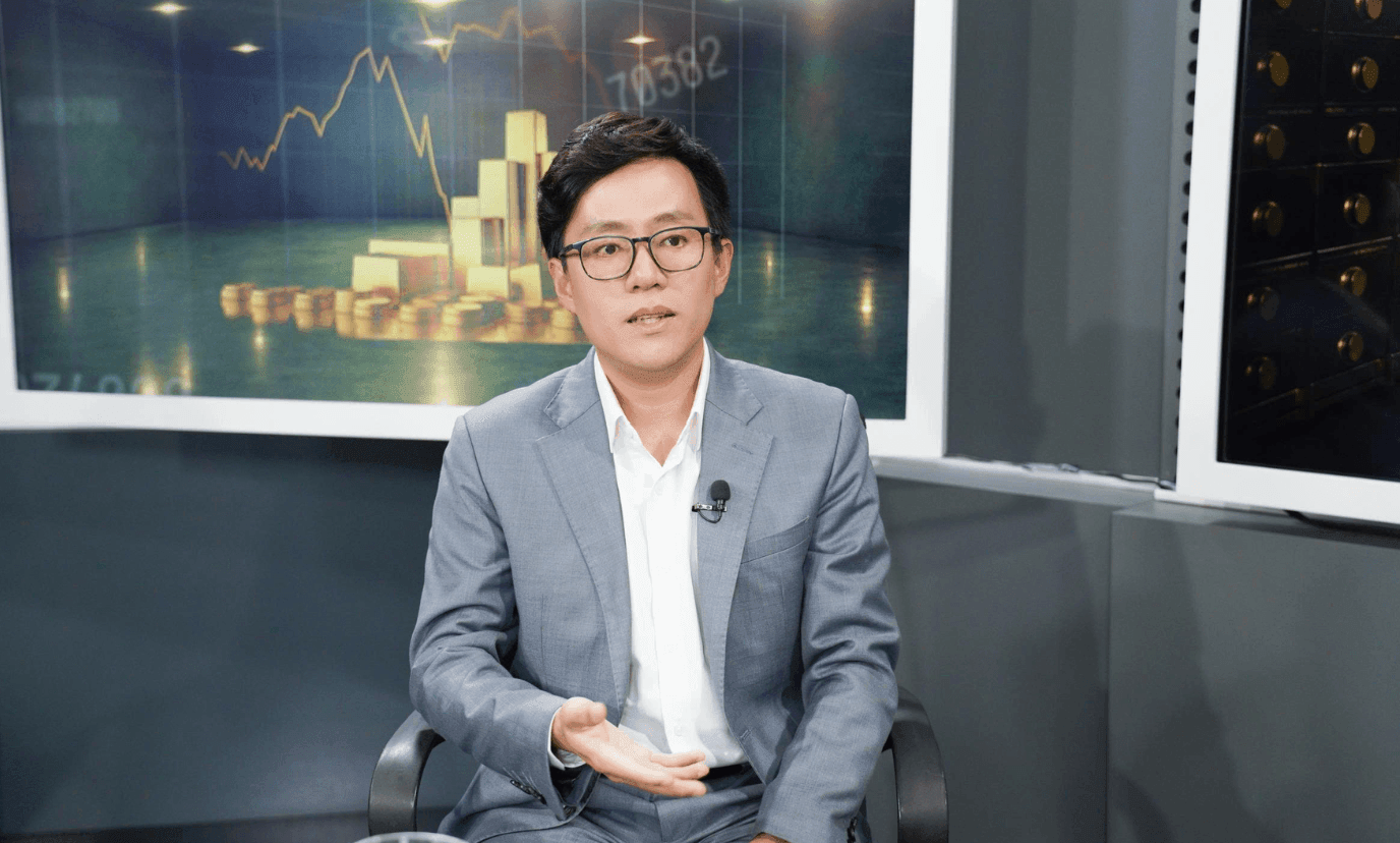 FTSE chỉ là phần nổi của dòng tiền ngoại: 6 cổ phiếu Việt Nam có thể lọt ‘radar’ của loạt quỹ toàn cầu, chuyên gia chỉ ra cơ hội lớn hơn