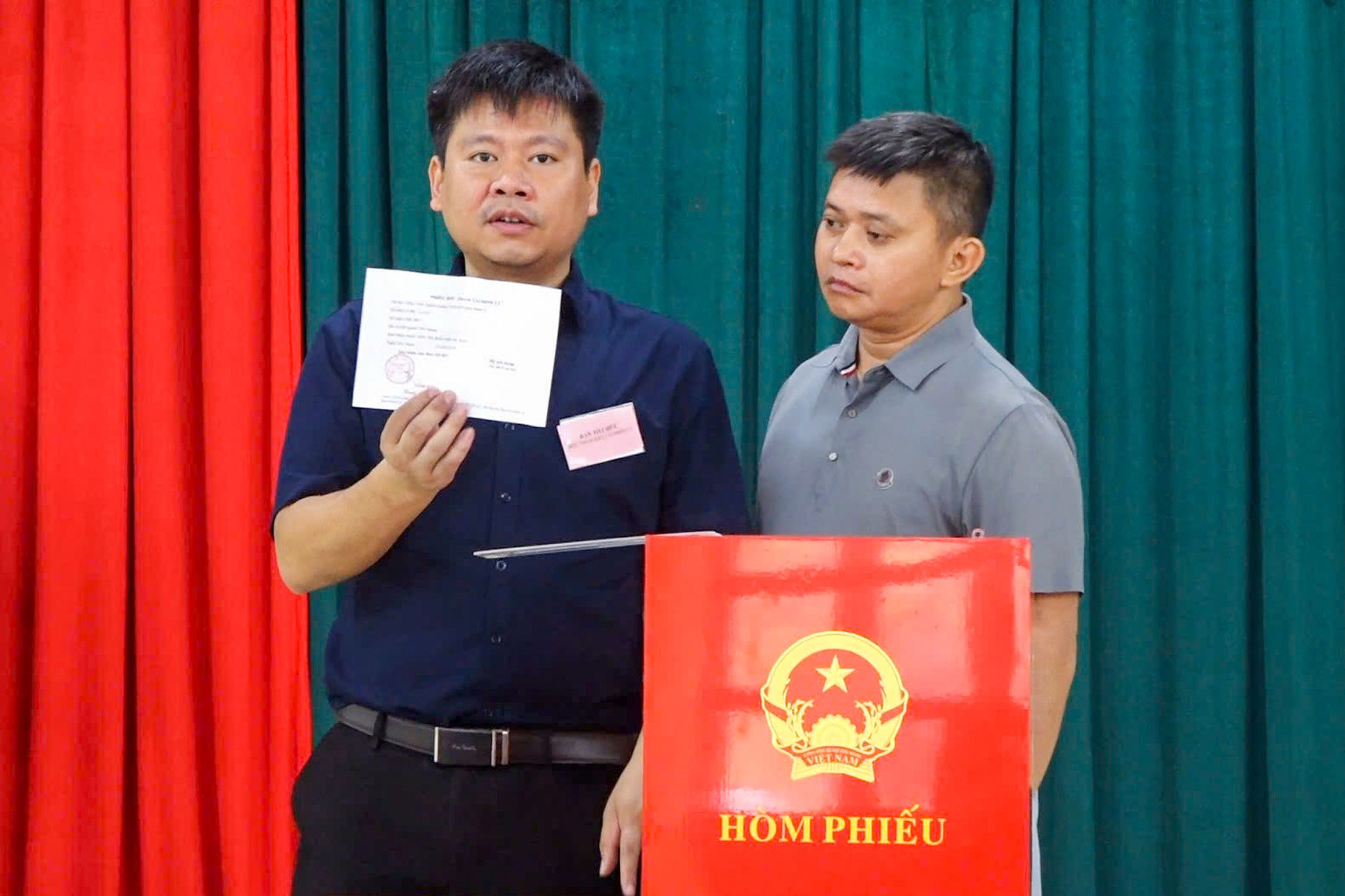 boc-tham.jpg