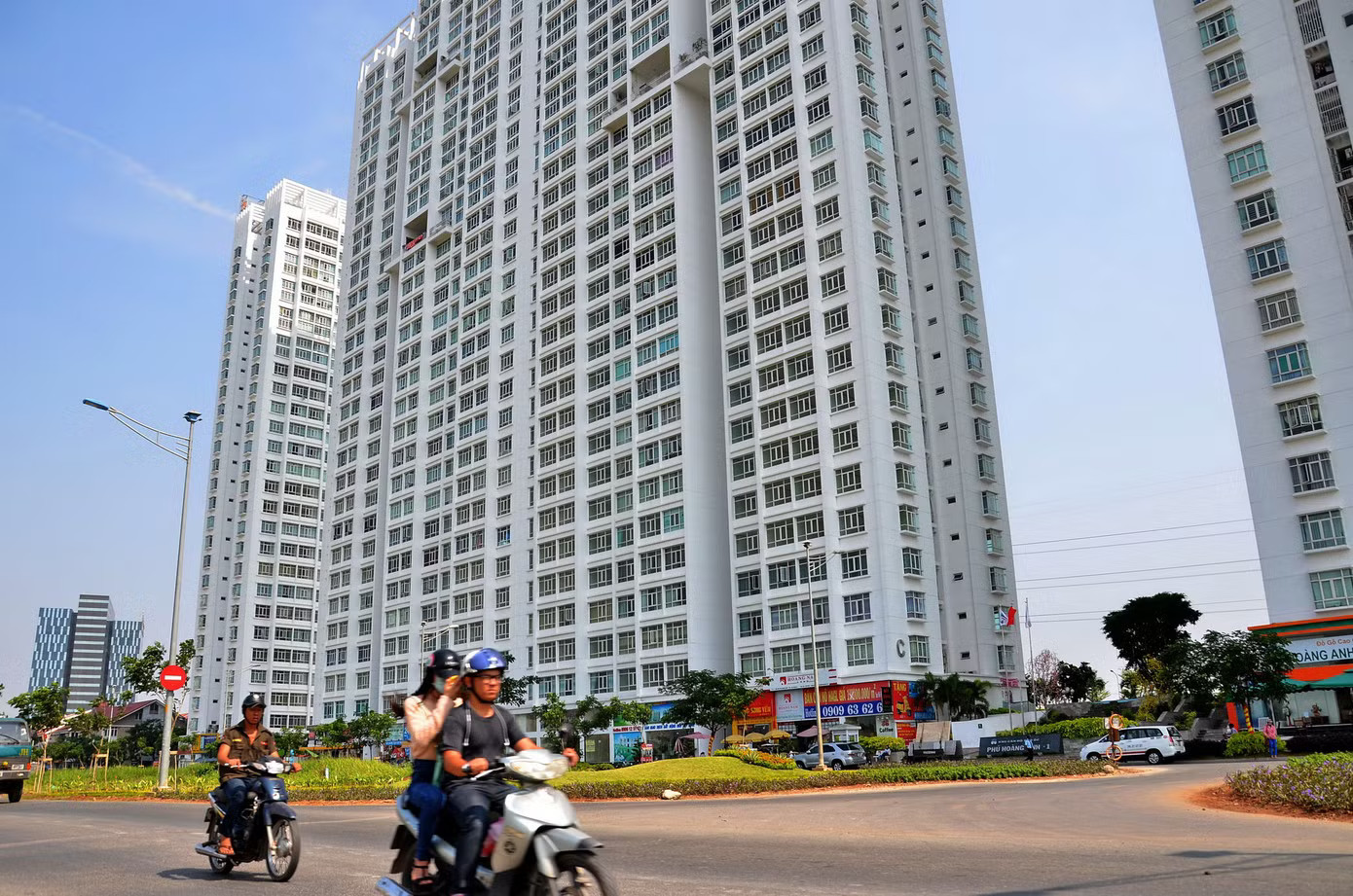 Bất động sản thế chấp lớn không đồng nghĩa rủi ro tín dụng tăng - Ảnh 1.