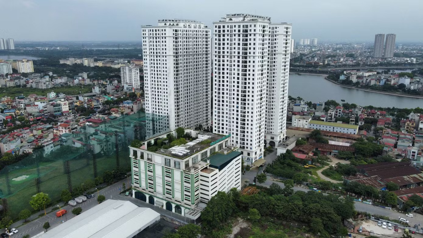 Cần cơ chế cụ thể xử lý nạn 'thổi phồng' quảng cáo bất động sản - Ảnh 2.