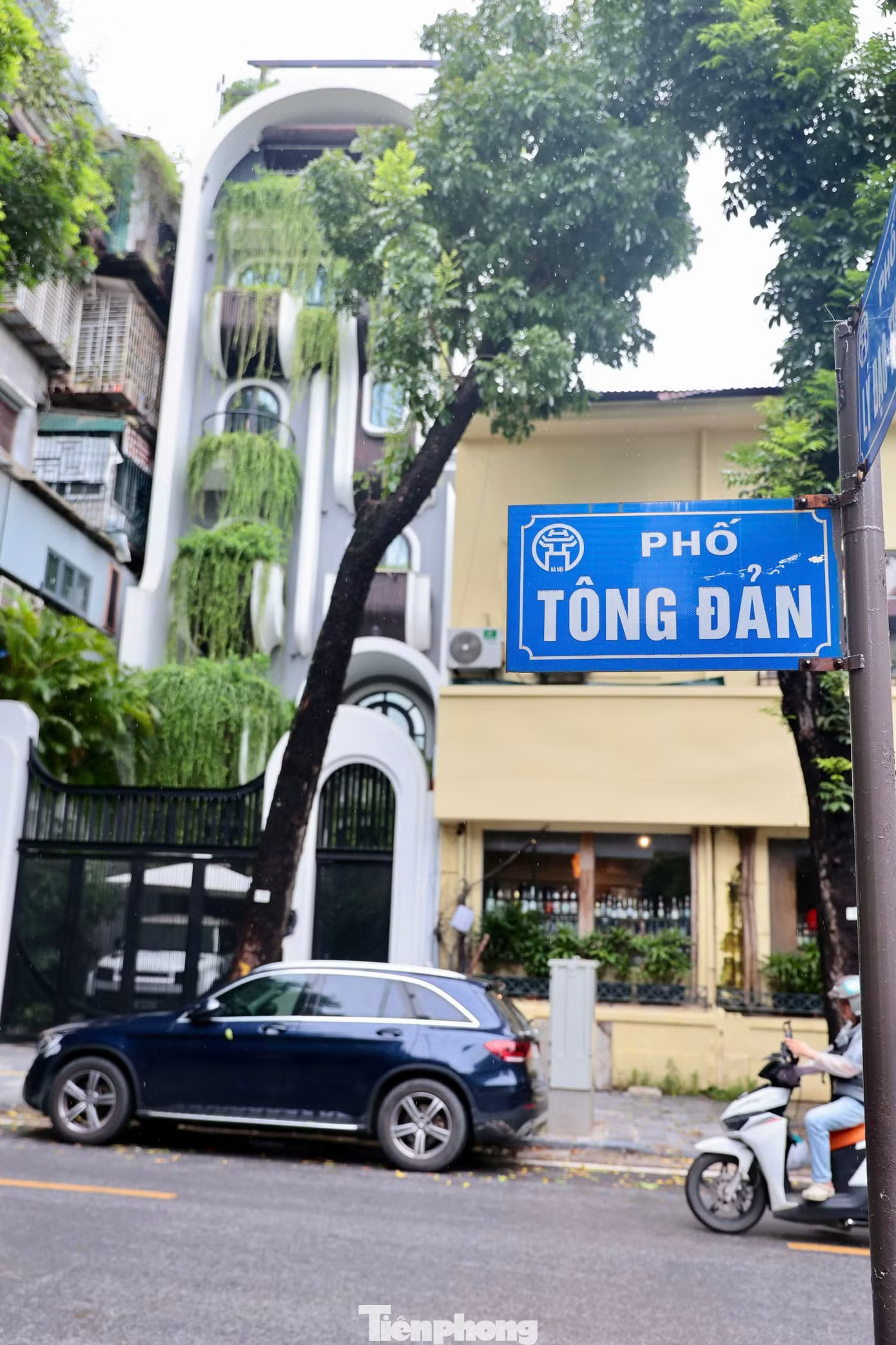 Cận cảnh biệt thự có 80m2 lấn chiếm đất Bảo tàng Lịch sử quốc gia nhưng vẫn được cấp sổ đỏ - Ảnh 3.