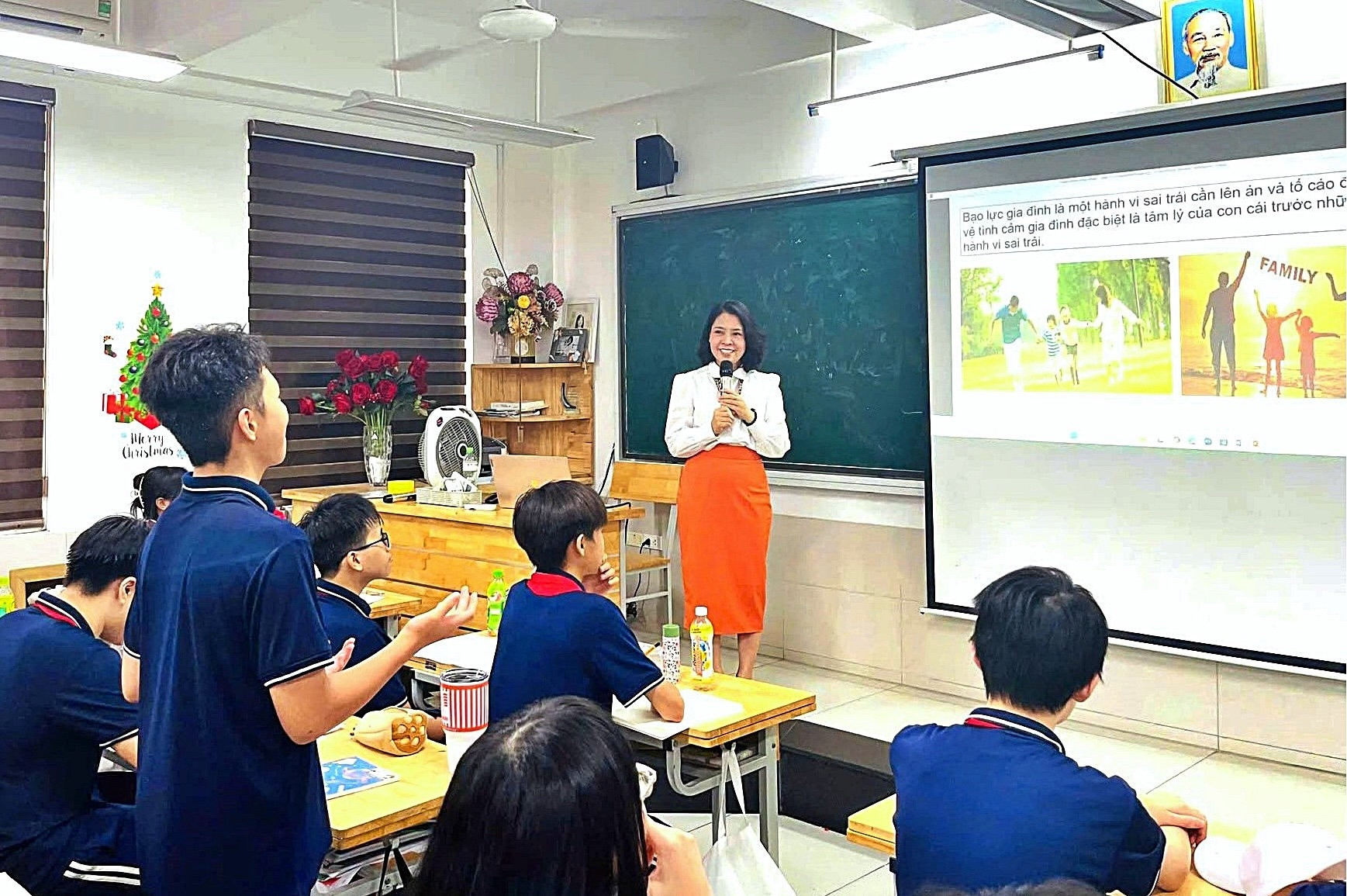 giao-vien-2(1).jpg