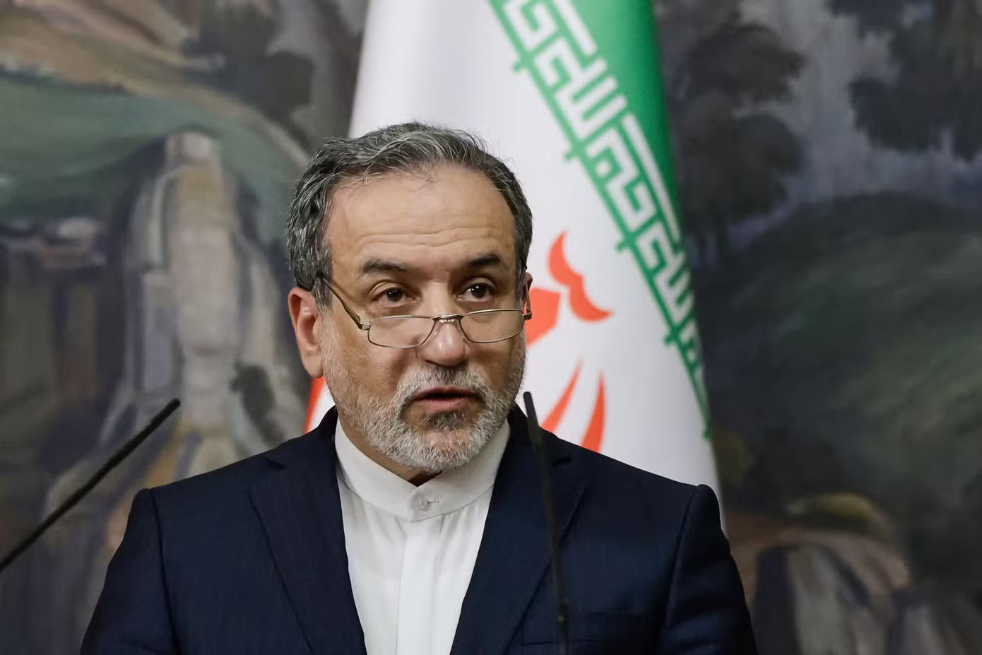 Iran nói Mỹ áp lệnh trừng phạt vì 'tuyệt vọng' - Ảnh 1.