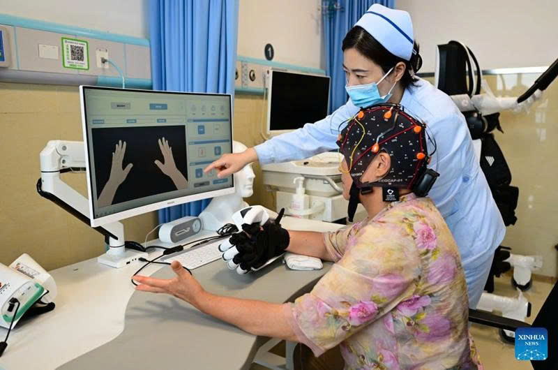 Trung Quốc ra mắt hệ thống giao diện não máy tính tích hợp MRI đầu tiên trên thế giới