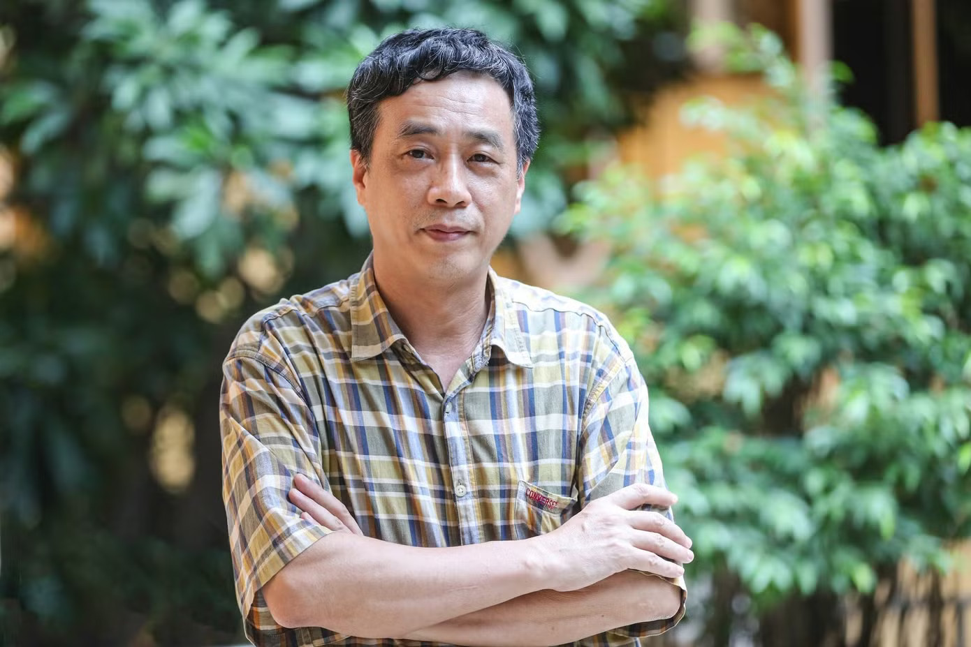 Nhà văn Nguyễn Bình Phương - Phó Chủ tịch Hội Nhà văn Việt Nam nhiệm kỳ X - được phân công phụ trách điều hành hoạt động của Hội Nhà văn Việt Nam. Bãi nhiệm chức danh Chủ tịch Hội Nhà văn Việt Nam đối với ông Nguyễn Quang Thiều - Ảnh 2.