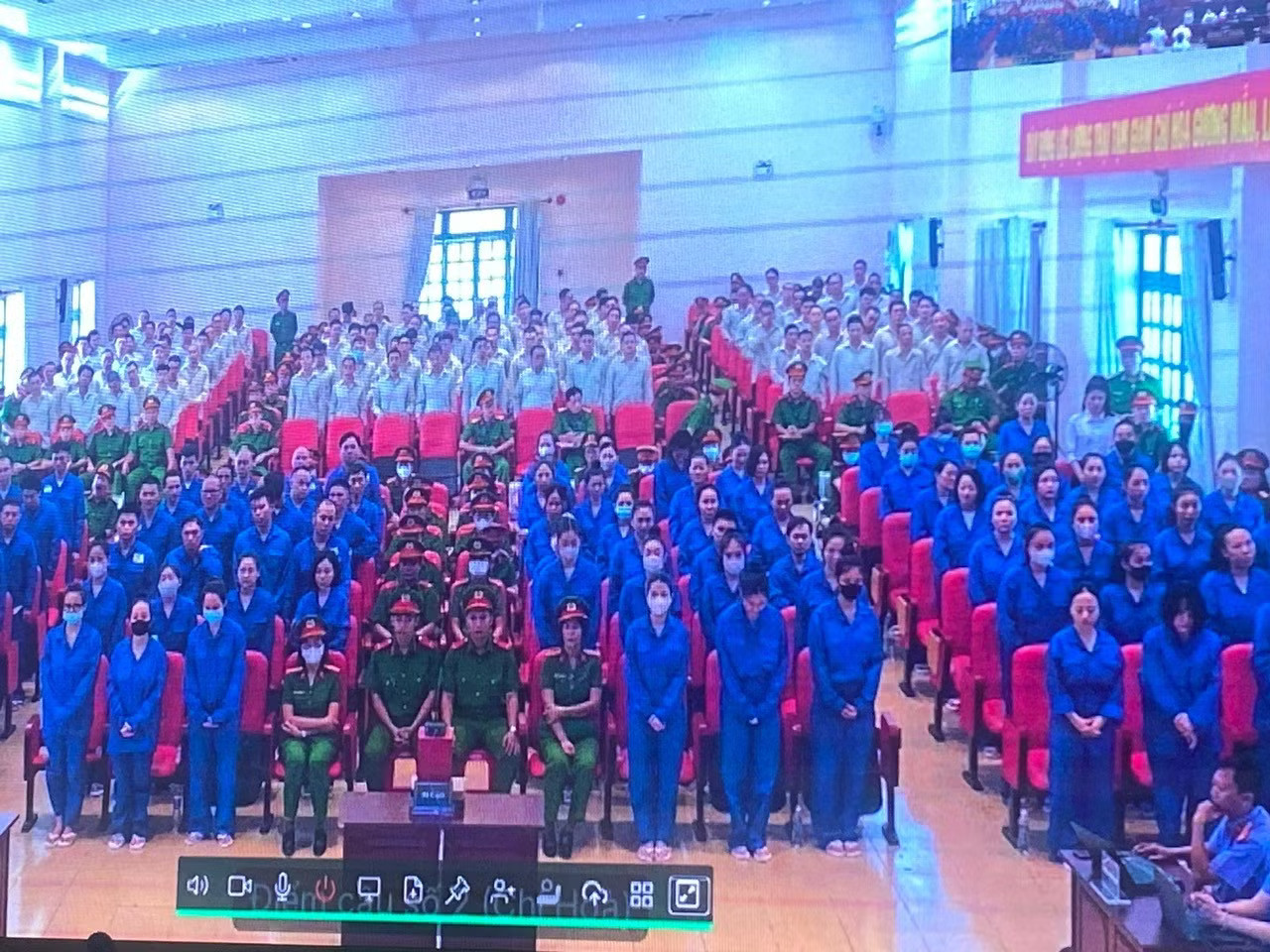 Đại án VN10: Chi tiết mức án đề nghị đối với ca sĩ Chi Dân, người mẫu An Tây và 'Cô tiên từ thiện' - Ảnh 1.