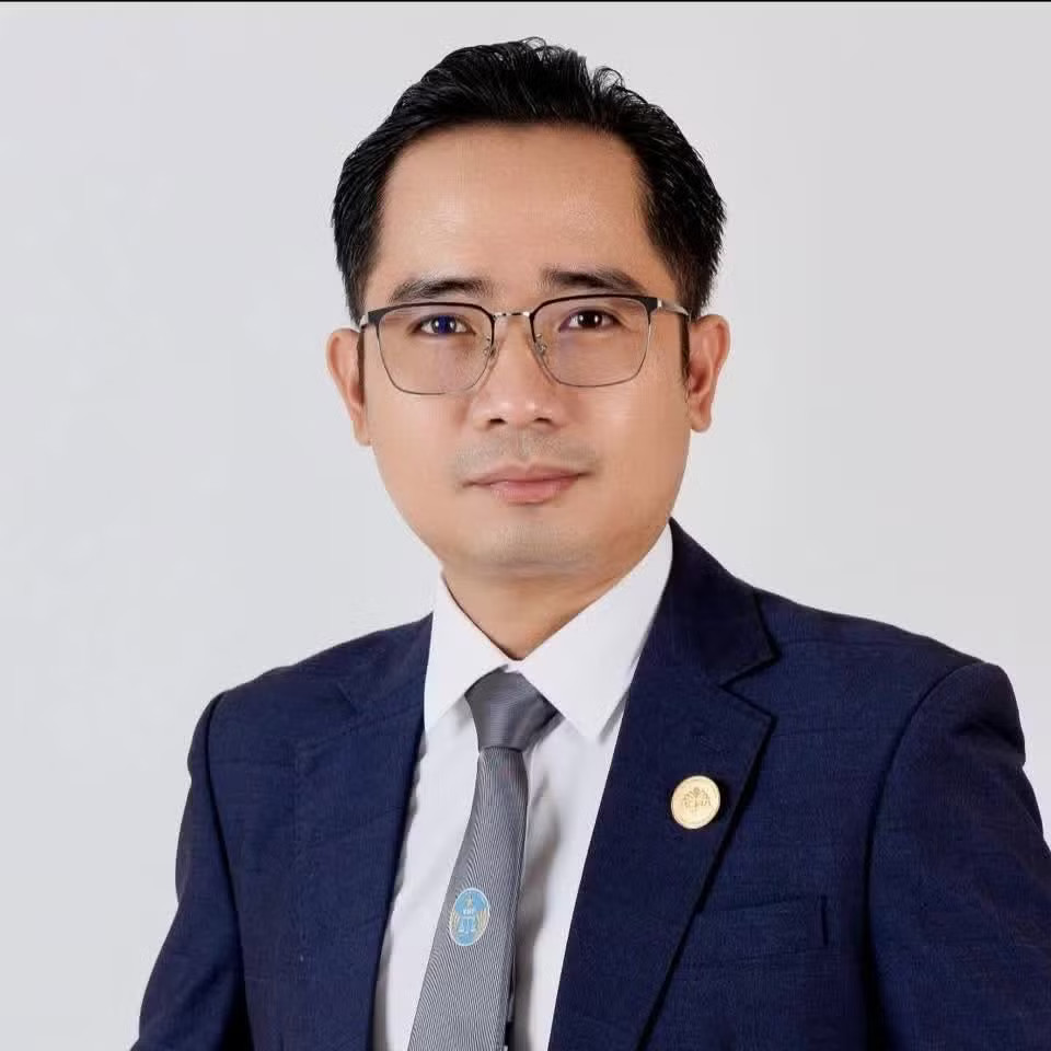 Luật sư Hoàng Hà - Đoàn Luật sư TPHCM. Từ vụ Huấn Hoa Hồng, Phú Lê: Ai đang tiếp tay cho content độc hại? - Ảnh 5.