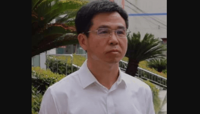 ông Yang Yong, nguyên Bí thư Đảng ủy, nguyên Chủ tịch Liên đoàn Người khuyết tật huyện