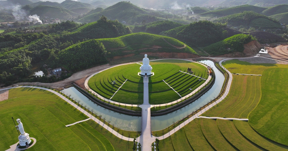 Lo 'sóng' đầu cơ, thổi giá bất động sản tâm linh Lo 'sóng' đầu cơ, thổi giá bất động sản tâm linh