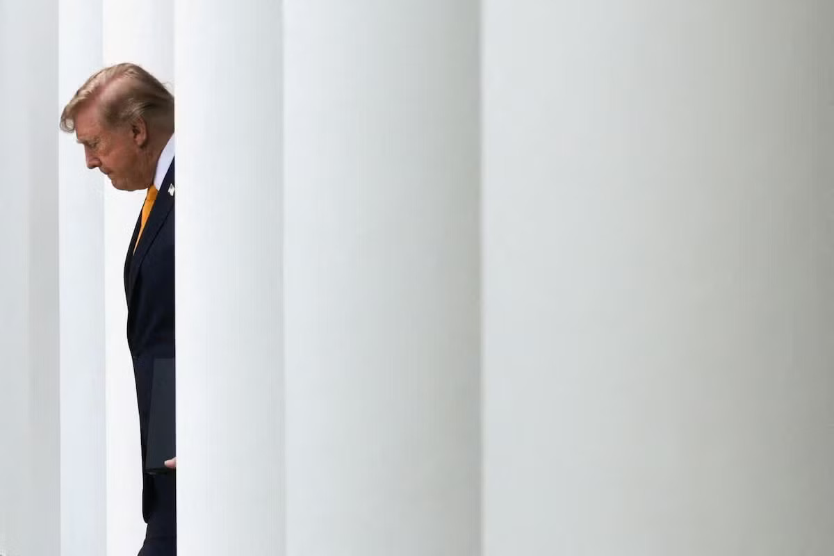 Tổng thống Mỹ Donald Trump. (Ảnh: Reuters) Tỷ lệ ủng hộ chiến dịch Iran giảm, uy tín của Tổng thống Trump xuống thấp kỷ lục - Ảnh 1.