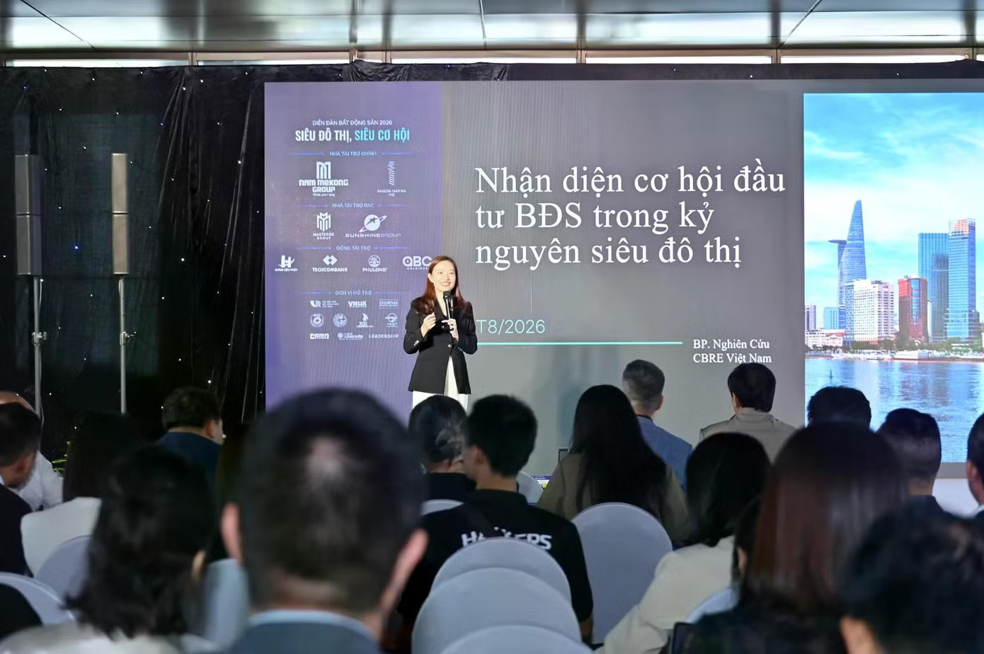 Bà Dương Thùy Dung, Giám đốc điều hành CBRE Việt Nam cho biết, giá căn hộ TPHCM giảm mạnh sau sáp nhập. Giá căn hộ ở TPHCM giảm mạnh sau sáp nhập - Ảnh 2.