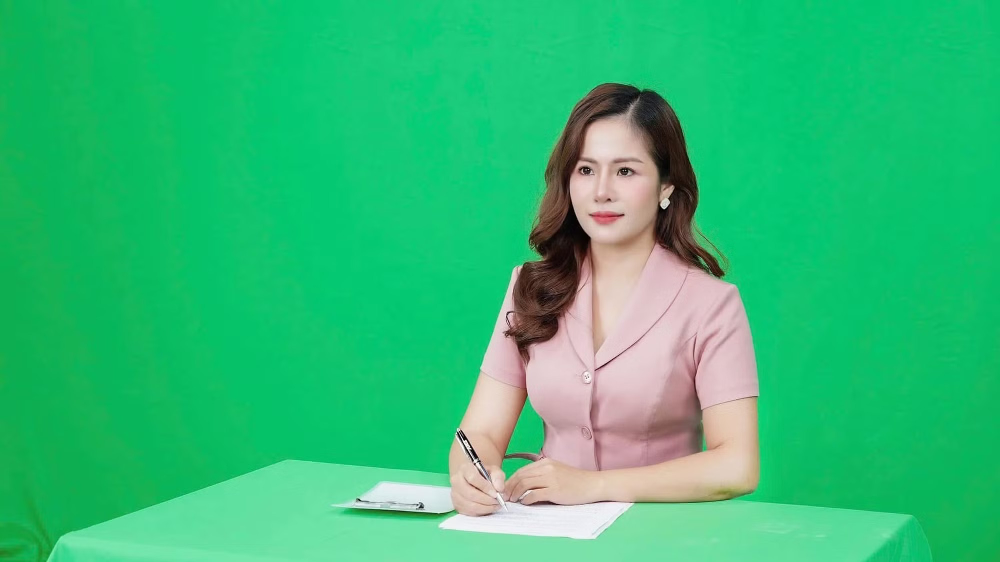 Từ 'giang hồ mạng' đến 'doanh nhân mạng': Nổi tiếng không phải 'lá chắn' trước pháp luật - Ảnh 11.