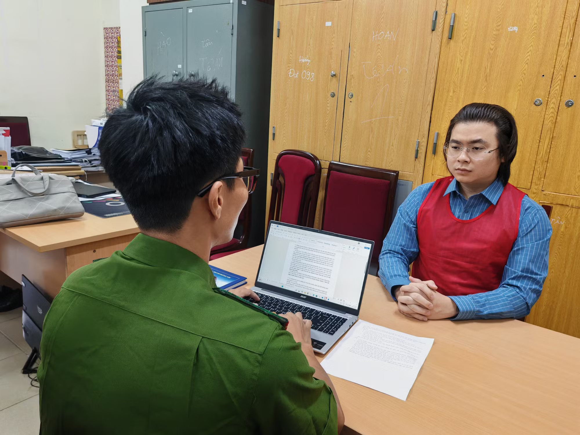 Từ 'giang hồ mạng' đến 'doanh nhân mạng': Nổi tiếng không phải 'lá chắn' trước pháp luật - Ảnh 6.