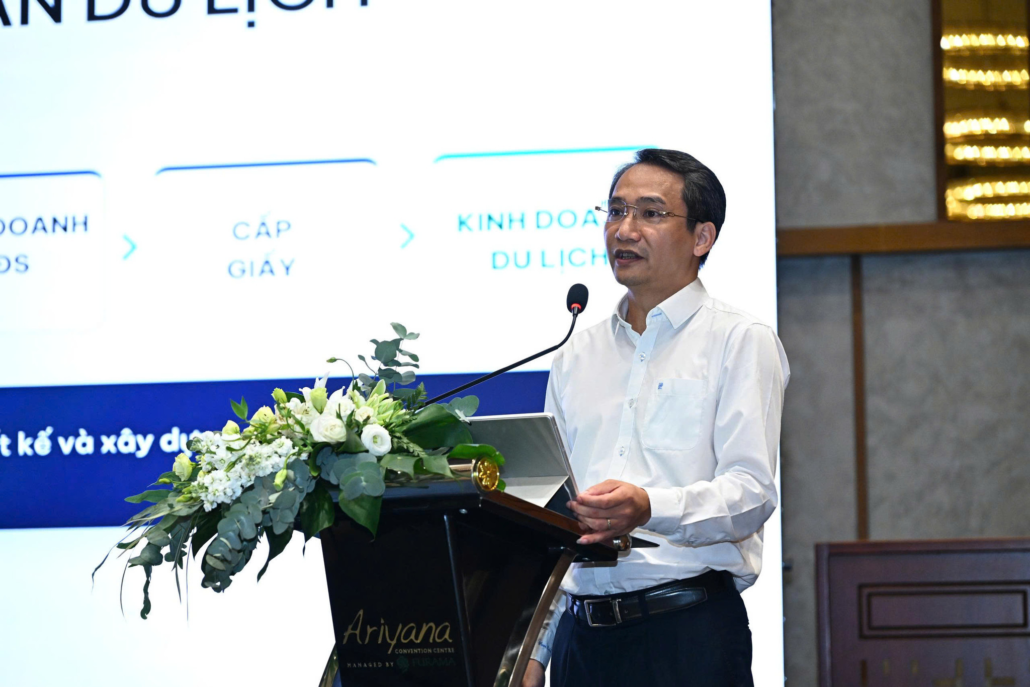 vuong-duy-dung-17877324841161795.jpg