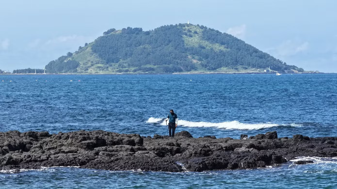 Tổng thống Hàn Quốc lên tiếng sau những vụ mất tích gây rúng động tại đảo Jeju - Ảnh 2.