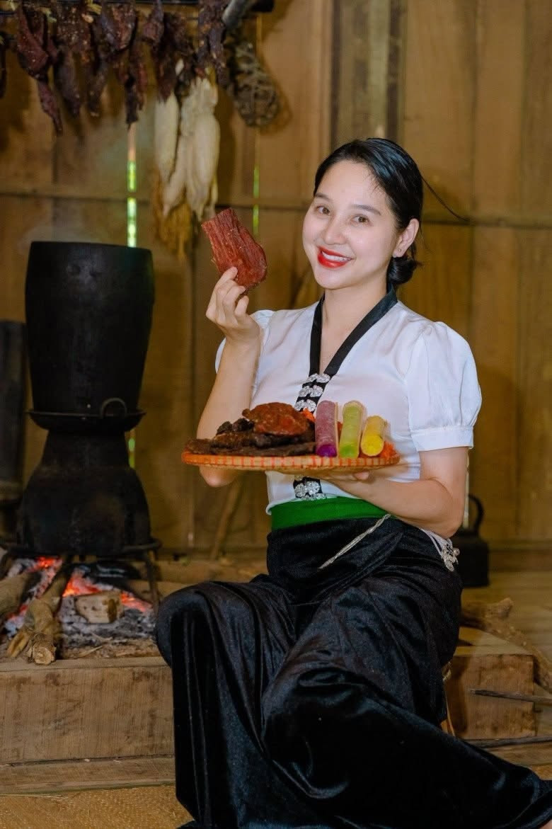 huyenhuho2.jpg
