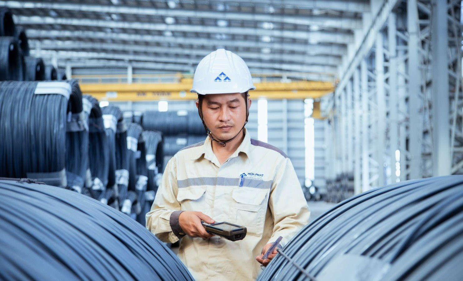 Hòa Phát (HPG) đề nghị điều tra thép Trung Quốc bán phá giá: Bộ Công Thương vừa có động thái mới
