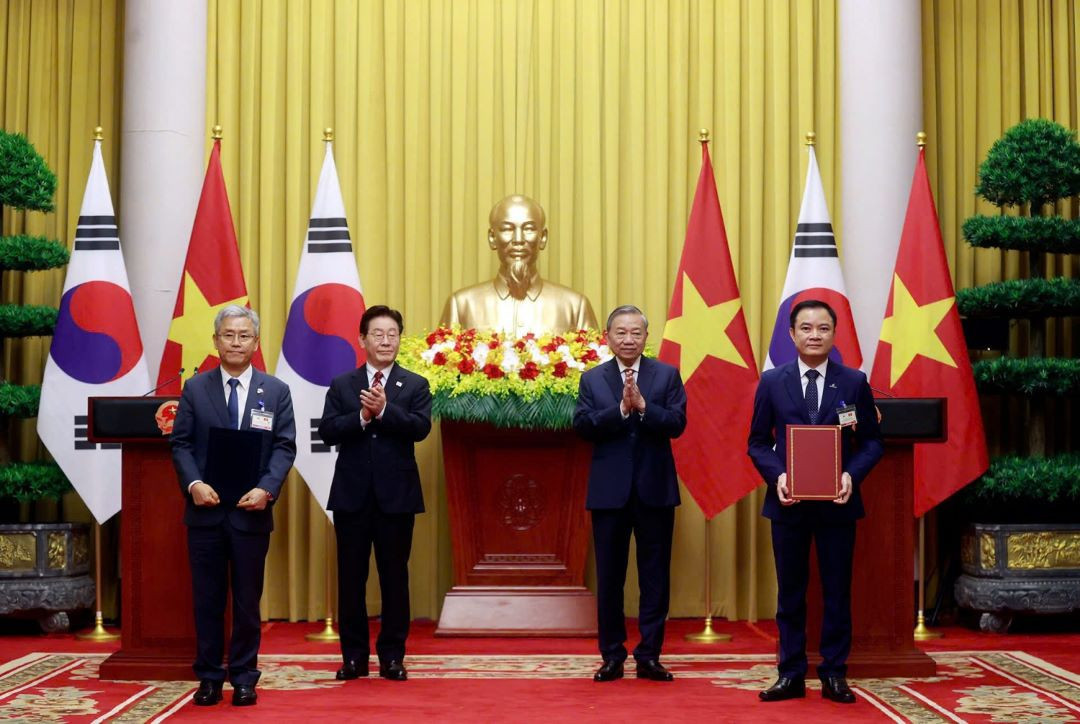 petrovietnam.jpg