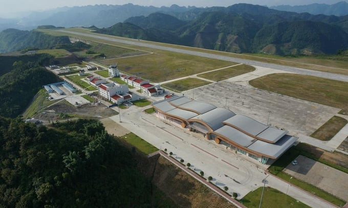 nqs.1cdn.vn-2024-03-15-_i.ex-cdn.com-chatluongvacuocsong.vn-files-content-2024-03-15-_san-bay-kim-thanh-giang-quang-tay-ha-tri-4-1338.jpg