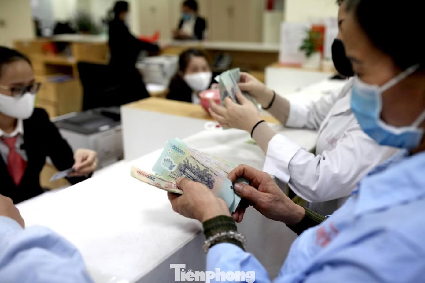 Nhận thưởng 2/9 có phải đóng thuế thu nhập cá nhân không? - Ảnh 1.
