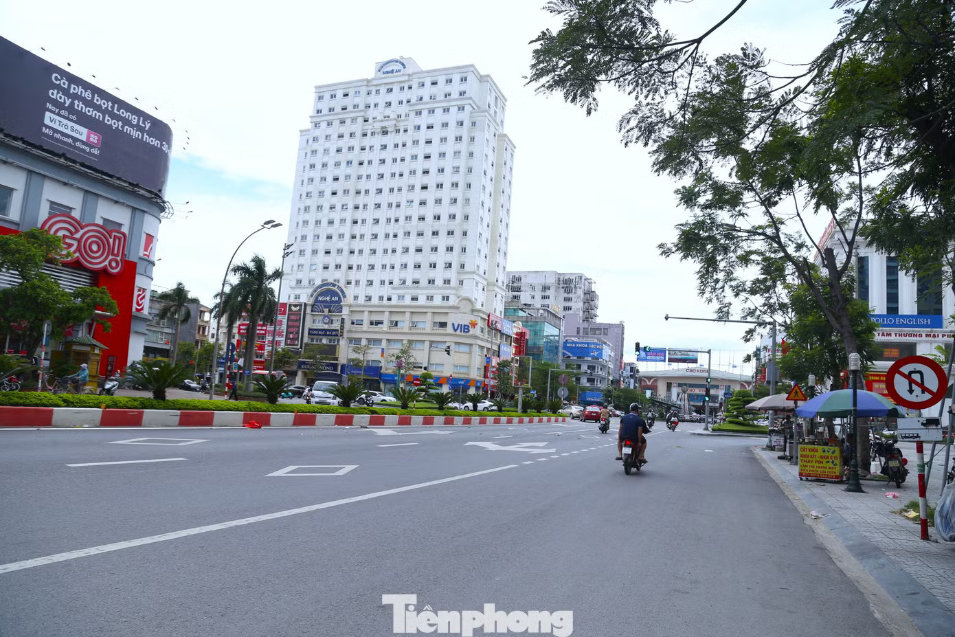 Cận cảnh 4 tuyến đường trung tâm Nghệ An trước cuộc ‘đại nâng cấp’ - Ảnh 10.