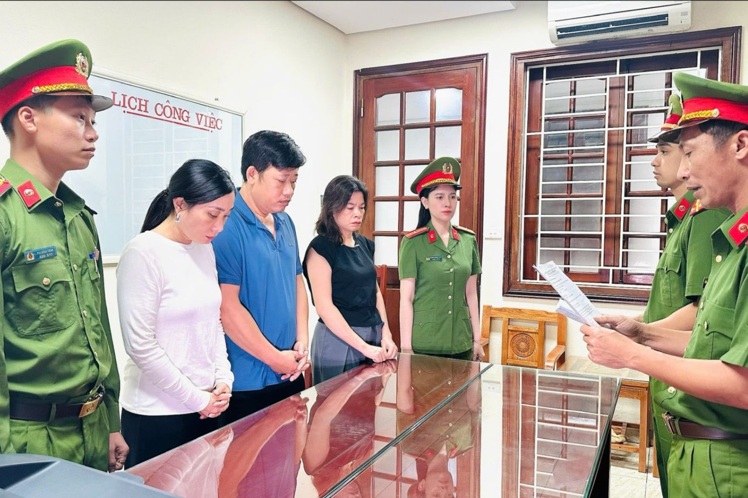 Quyết đinh khởi tố vụ án, khởi tố bị can