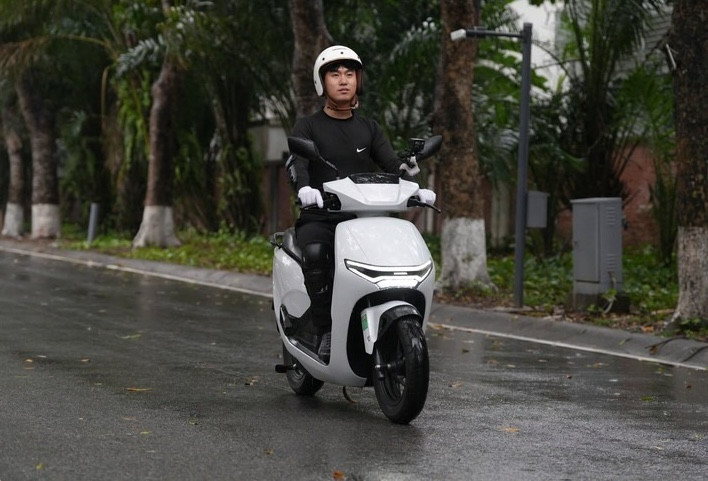 xe-may-dien-honda-1.jpg