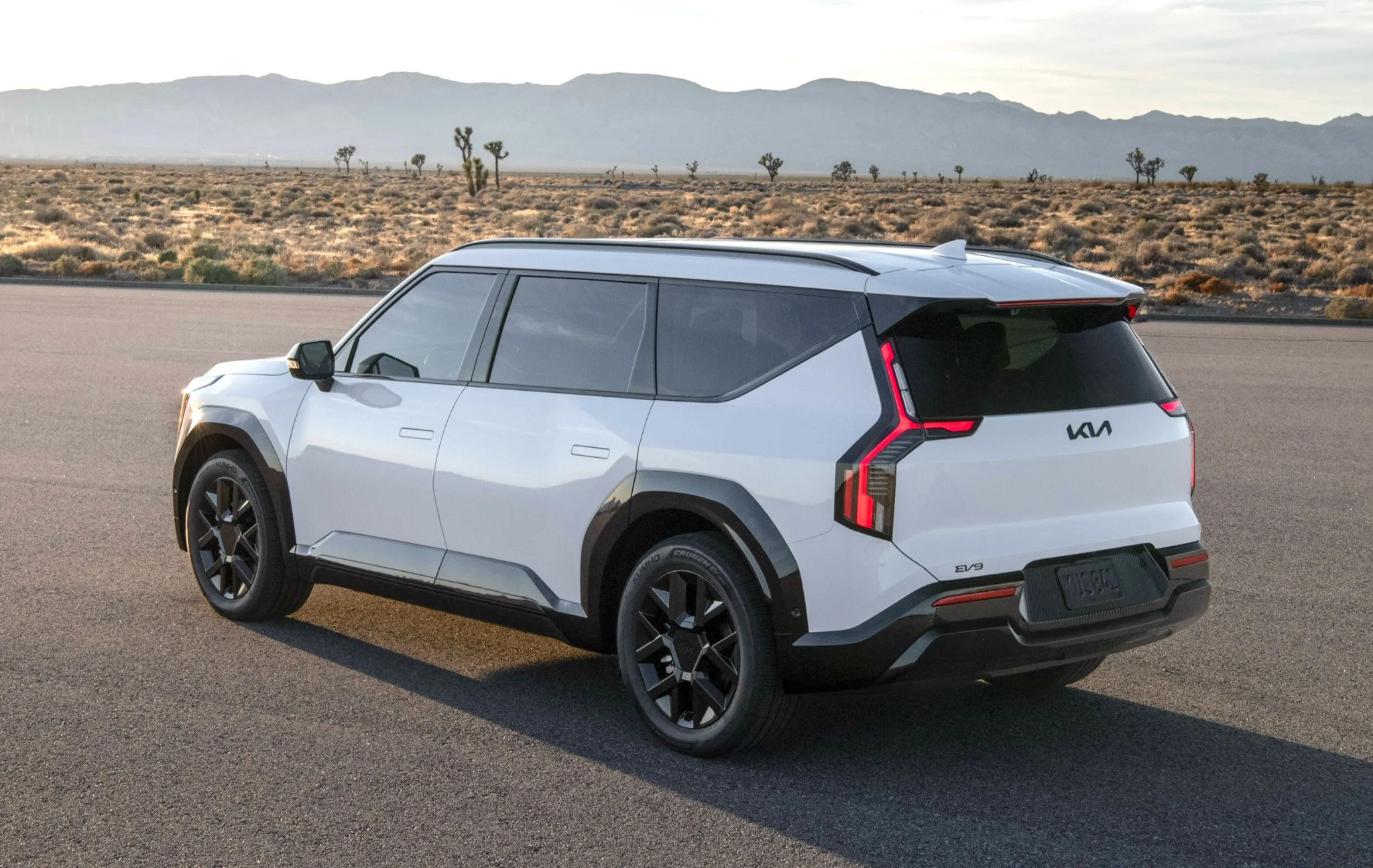 Kia EV9 nhìn từ phía sau