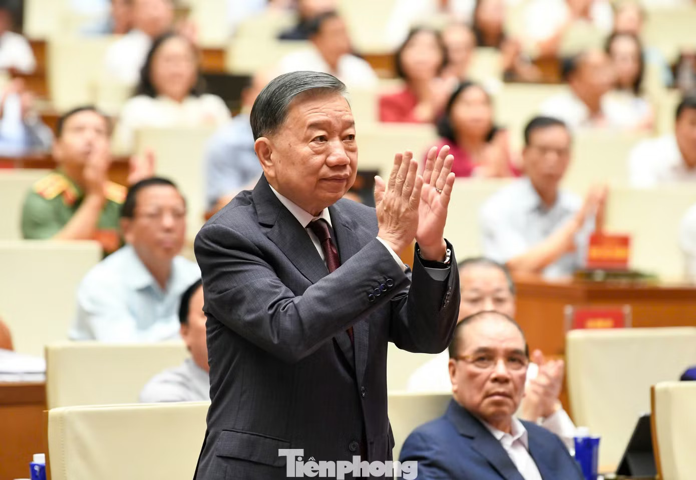 Tổng Bí thư, Chủ tịch nước Tô Lâm dự hội nghị. Ảnh: Như Ý. Tổng Bí thư, Chủ tịch nước Tô Lâm chủ trì hội nghị toàn quốc quán triệt nghị quyết, chỉ thị quan trọng - Ảnh 1.