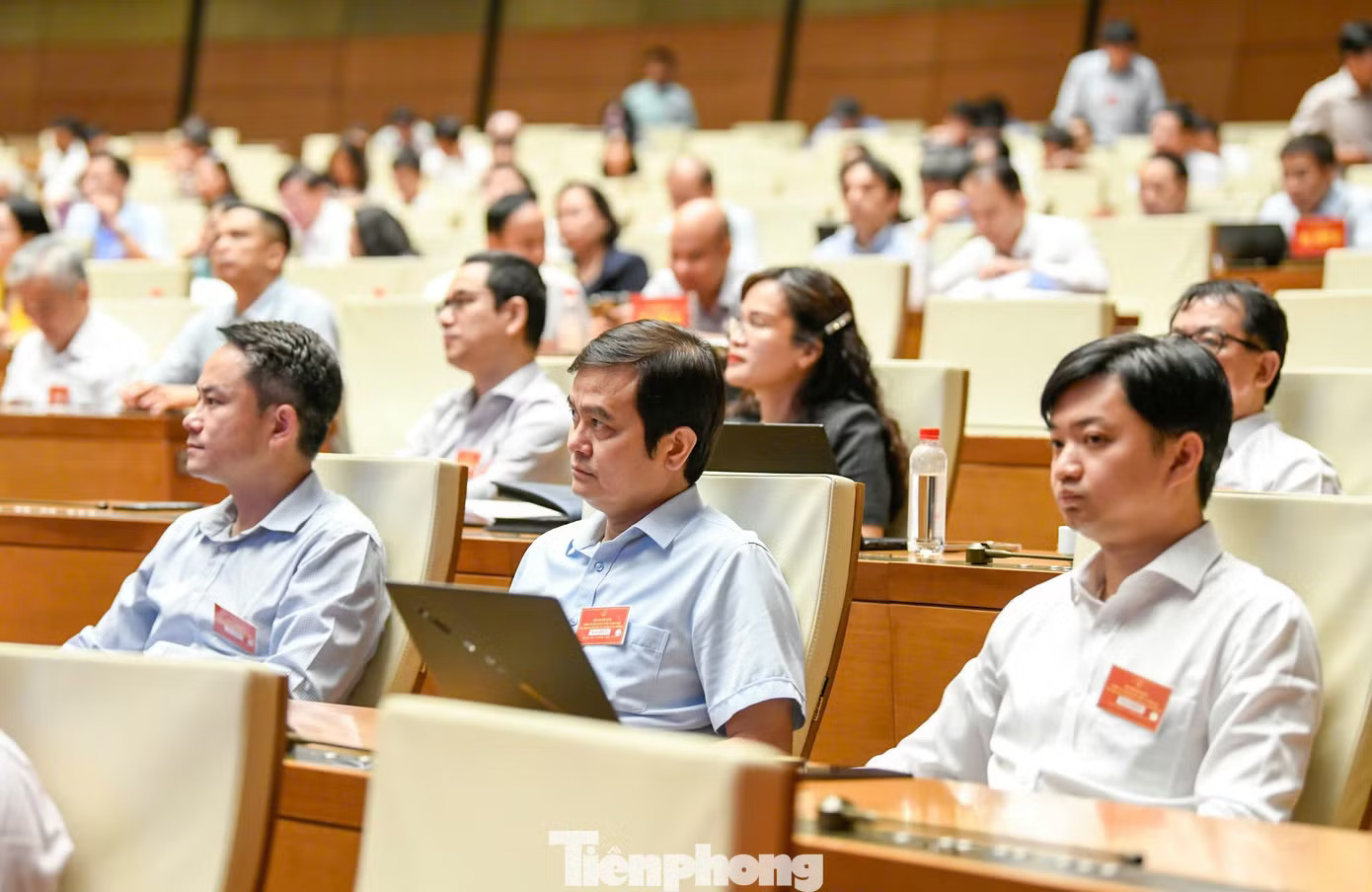 Ông Nguyễn Duy Ngọc: Vừa bảo vệ người dám làm, vừa kiên quyết xử lý người không chịu làm - Ảnh 4.