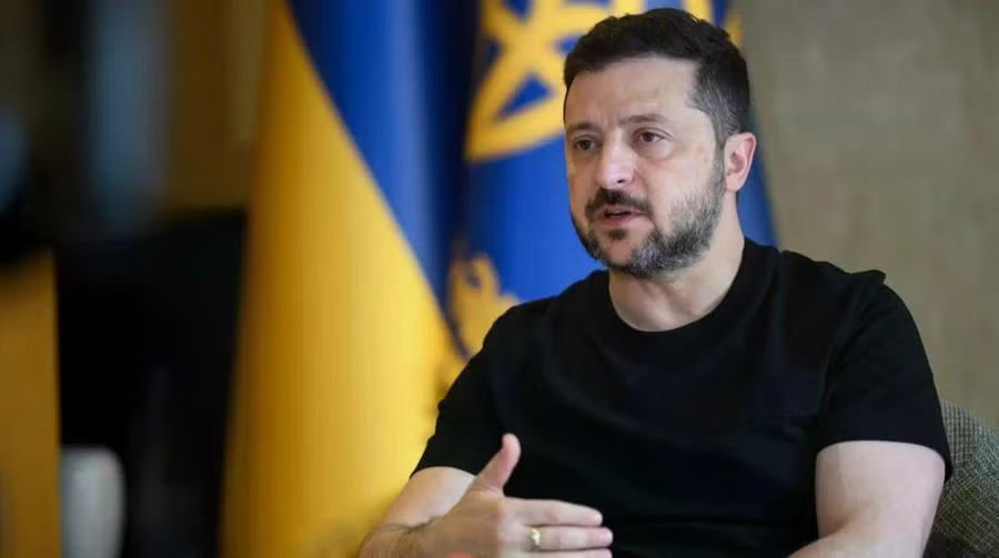 Chấn động vụ hai cơ quan an ninh Ukraine đấu súng ở Kiev, Tổng thống Zelensky lên tiếng - Ảnh 1.