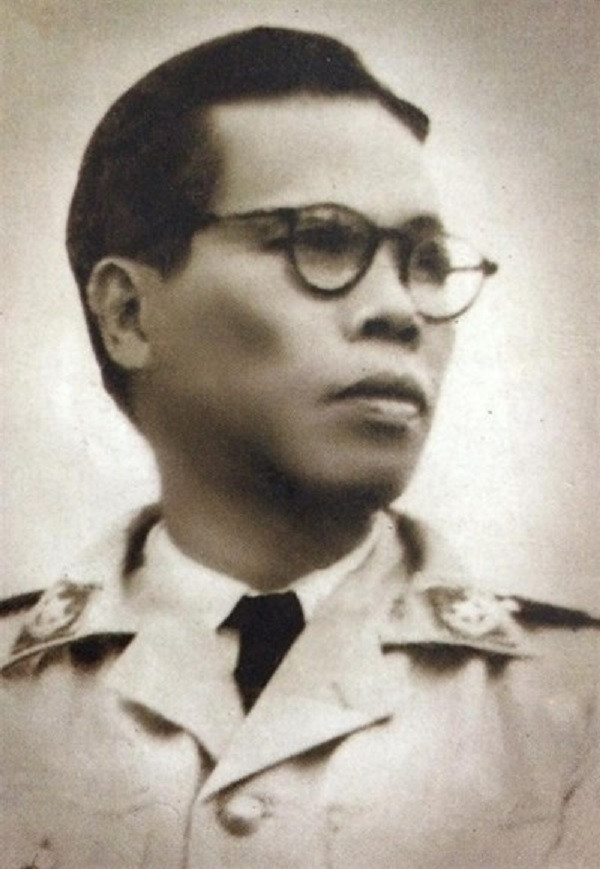 trungtuongnguyenbinh2.jpg